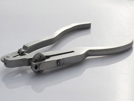 IV type Rubber Dam Punch